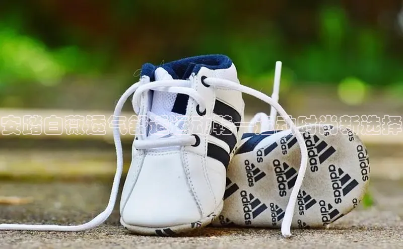 意昂3手机版官方版下载安装最新版本哇咔哇咔文化安踏白薇透气舒适运动鞋—运动时尚新选择