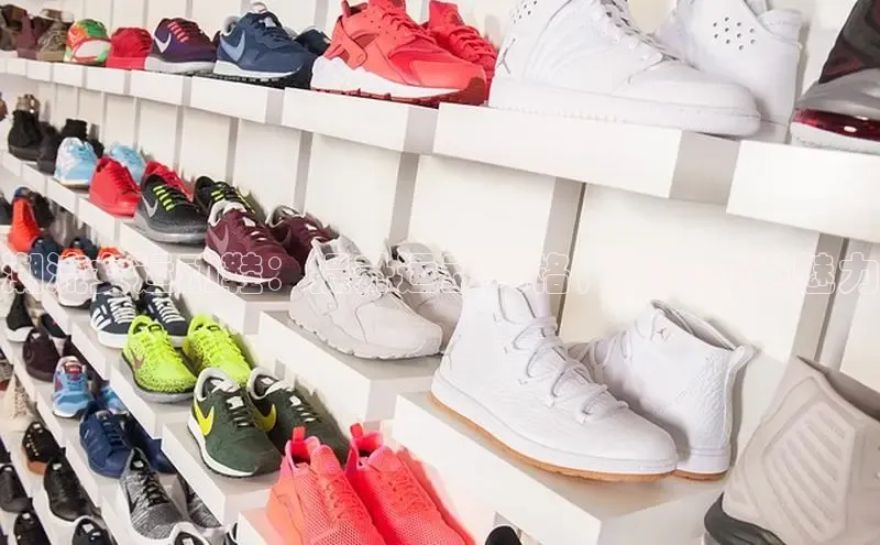 意昂三登录入口同程潮流女运动鞋：提升运动风格，展现时尚魅力